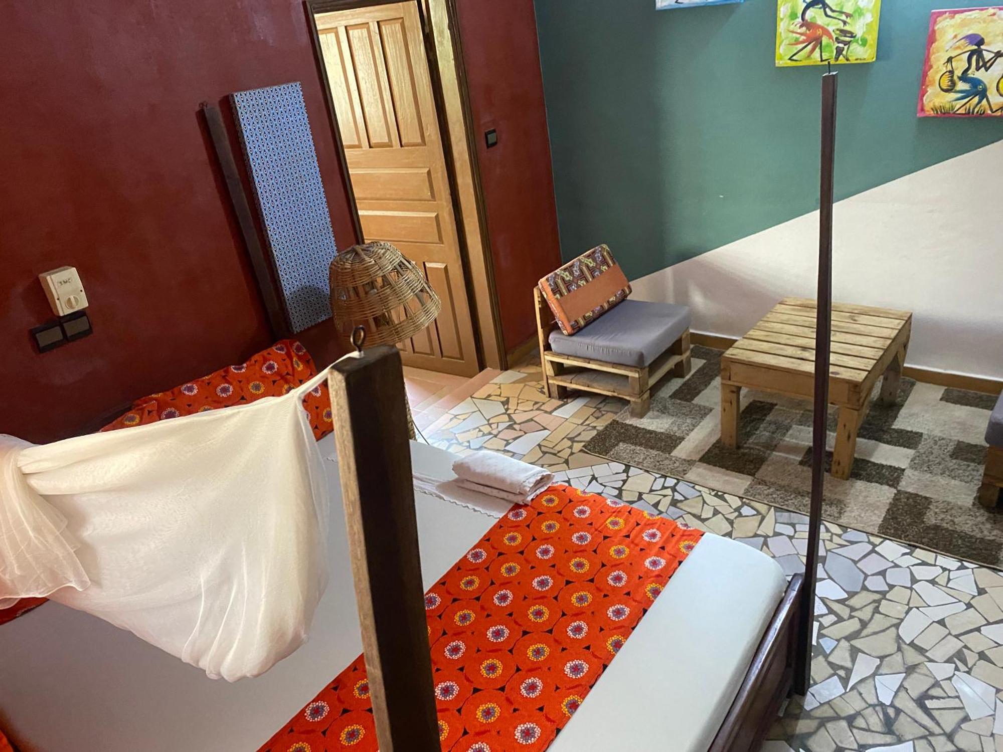 Akwa Guesthouse Cotonou Exterior foto